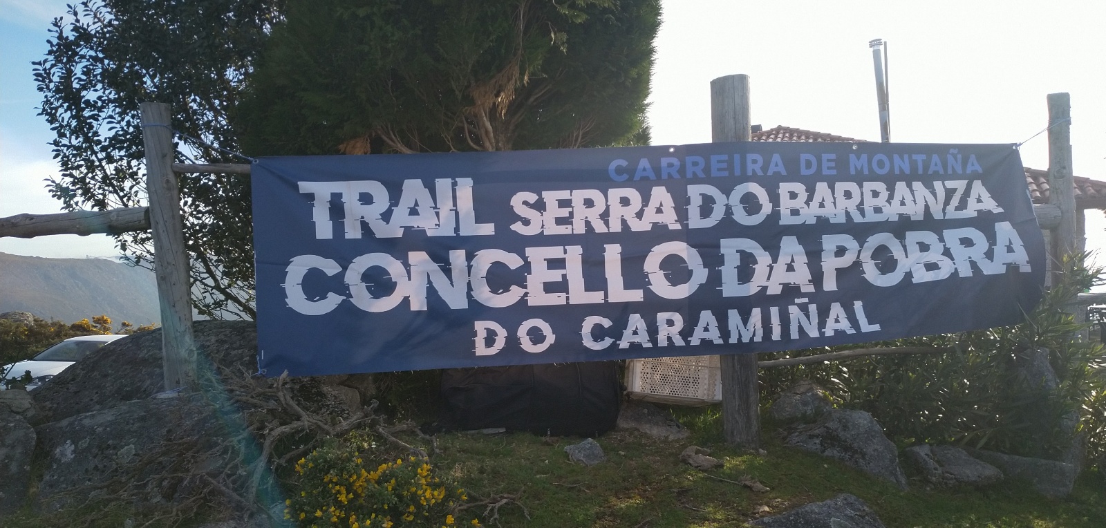 cartaz na zona de meta
